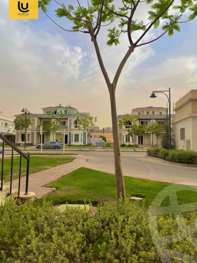 https://aqarmap.com.eg/en/listing/6418636-for-sale-cairo-new-cairo-compounds-mountain-view-hyde-park