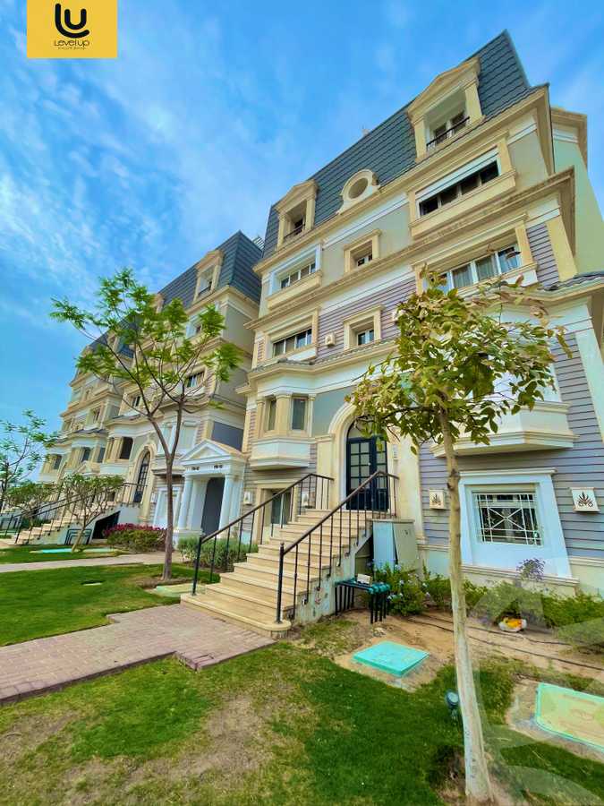 https://aqarmap.com.eg/en/listing/6418636-for-sale-cairo-new-cairo-compounds-mountain-view-hyde-park