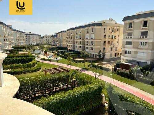 https://aqarmap.com.eg/en/listing/6418676-for-sale-cairo-new-cairo-compounds-mountain-view-hyde-park