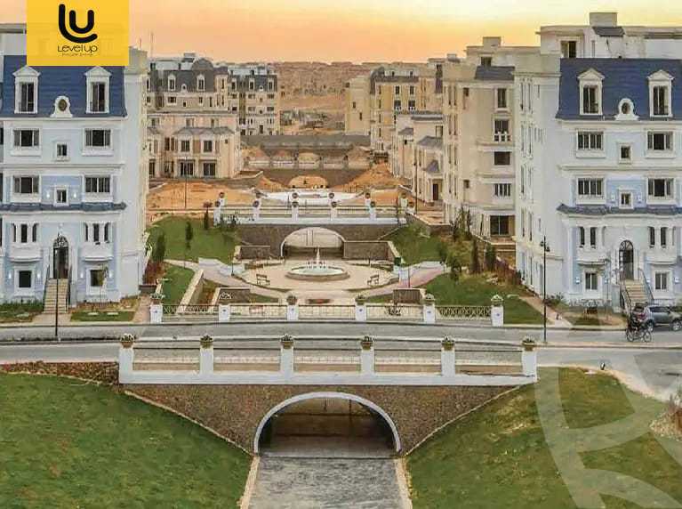 https://aqarmap.com.eg/en/listing/6418676-for-sale-cairo-new-cairo-compounds-mountain-view-hyde-park