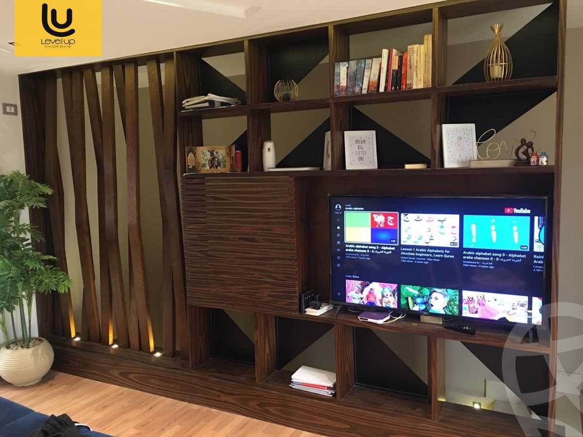https://aqarmap.com.eg/en/listing/6421178-for-sale-cairo-new-cairo-compounds-mountain-view-hyde-park