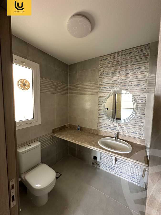 https://aqarmap.com.eg/en/listing/6421296-for-sale-cairo-new-cairo-compounds-hyde-park-centre-ville-hyde-park