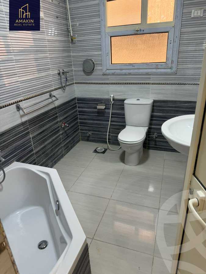 https://aqarmap.com.eg/ar/listing/6088904-for-sale-cairo-6th-of-october-garb-someed-neighborhood-11th
