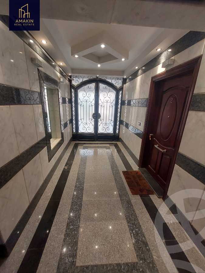https://aqarmap.com.eg/en/listing/6206187-for-sale-cairo-6th-of-october-el-ahyaa-neighborhood-2nd-divided-from-al-kafrawei-st
