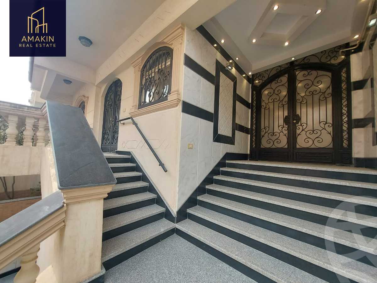 https://aqarmap.com.eg/en/listing/6206187-for-sale-cairo-6th-of-october-el-ahyaa-neighborhood-2nd-divided-from-al-kafrawei-st