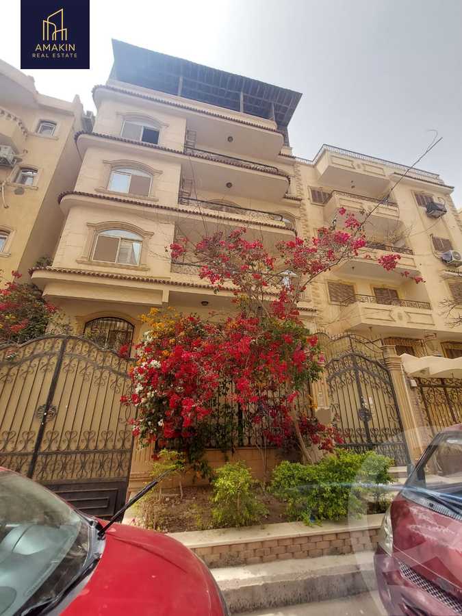 https://aqarmap.com.eg/en/listing/6206187-for-sale-cairo-6th-of-october-el-ahyaa-neighborhood-2nd-divided-from-al-kafrawei-st