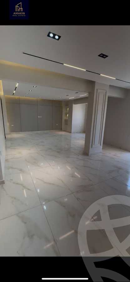 https://aqarmap.com.eg/ar/listing/6347266-for-sale-cairo-6th-of-october-el-ahyaa-neighborhood-3rd-nasr-ammar-st