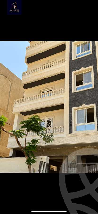 https://aqarmap.com.eg/ar/listing/6347266-for-sale-cairo-6th-of-october-el-ahyaa-neighborhood-3rd-nasr-ammar-st