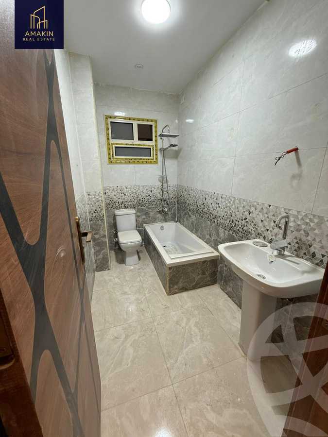 https://aqarmap.com.eg/en/listing/6347316-for-sale-cairo-6th-of-october-el-ahyaa-neighborhood-2nd-divided-from-al-kafrawei-st