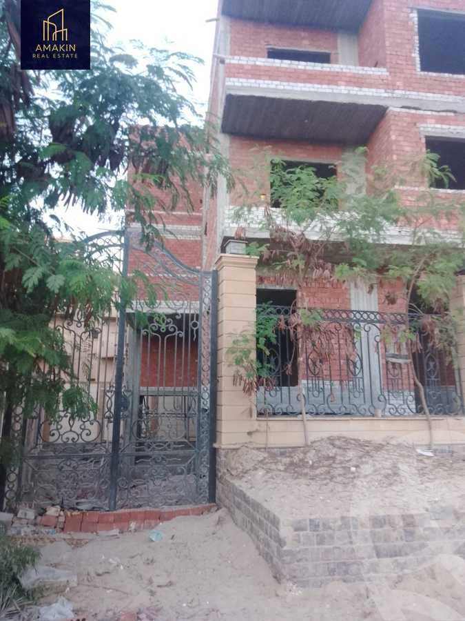 https://aqarmap.com.eg/ar/listing/6376923-for-sale-cairo-6th-of-october-garb-someed-neighborhood-9th