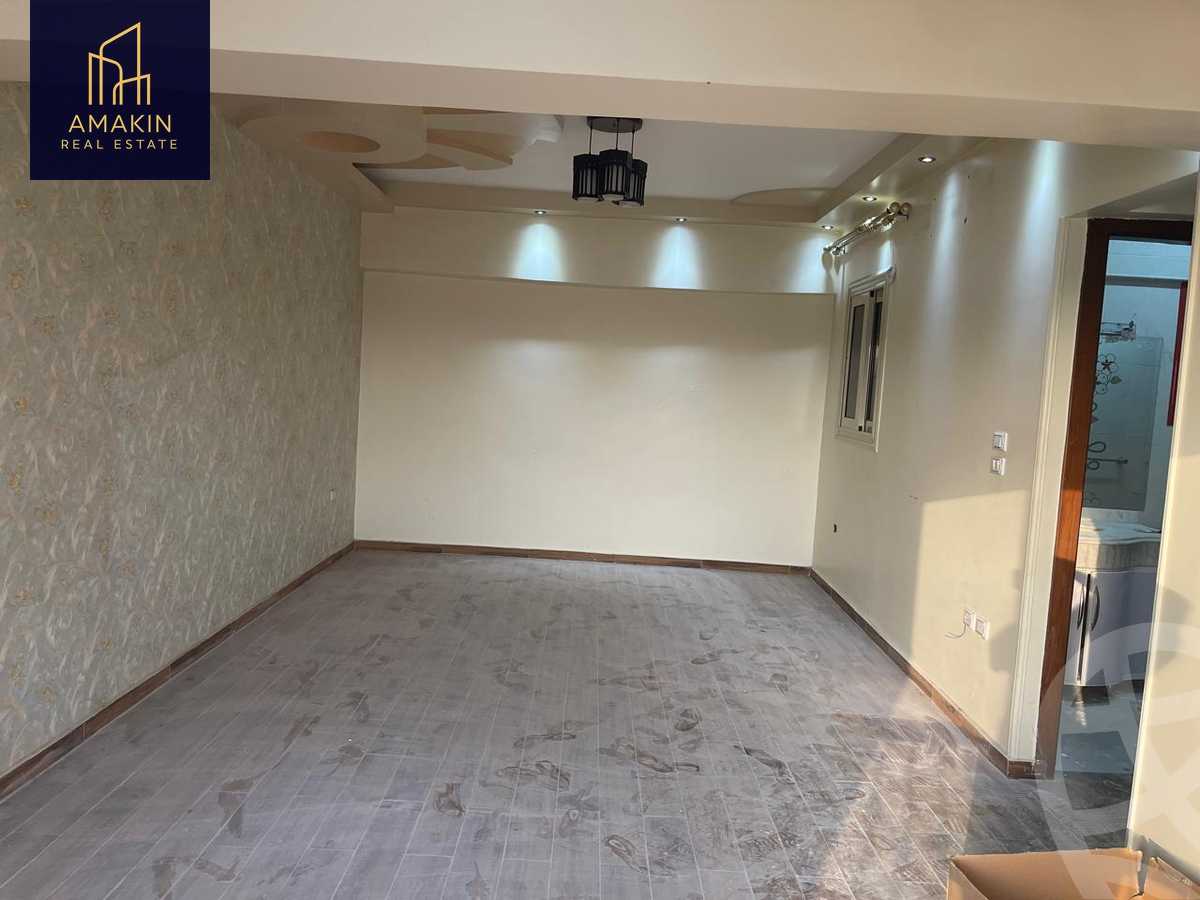 https://aqarmap.com.eg/en/listing/6418482-for-sale-cairo-6th-of-october-el-ahyaa-neighborhood-3rd-al-hay-al-thalith-st