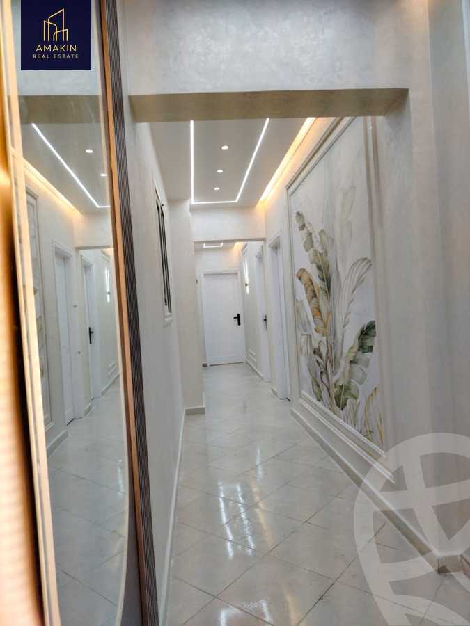 https://aqarmap.com.eg/ar/listing/6431387-for-sale-cairo-6th-of-october-el-ahyaa-neighborhood-1st-al-maahad