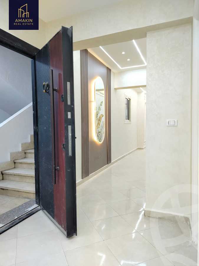https://aqarmap.com.eg/ar/listing/6431387-for-sale-cairo-6th-of-october-el-ahyaa-neighborhood-1st-al-maahad