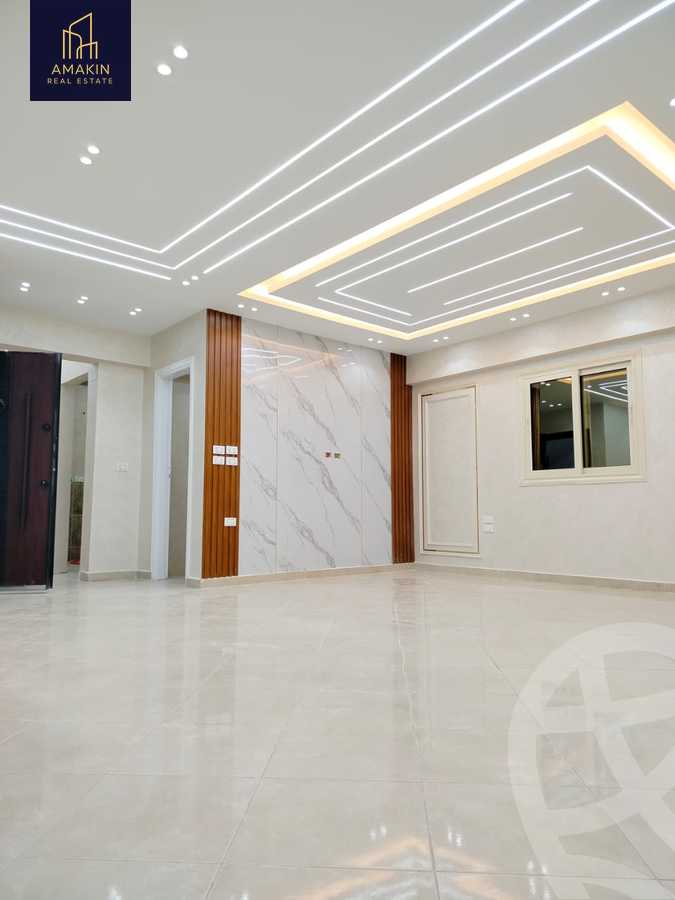 https://aqarmap.com.eg/ar/listing/6431387-for-sale-cairo-6th-of-october-el-ahyaa-neighborhood-1st-al-maahad
