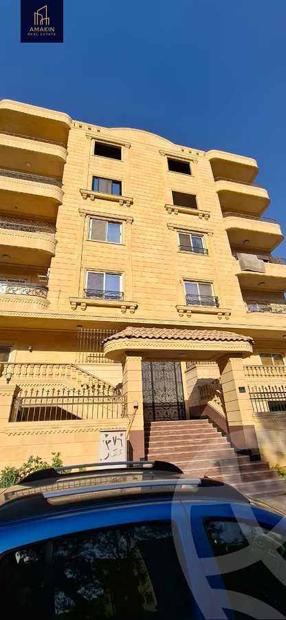 https://aqarmap.com.eg/en/listing/6542944-for-sale-cairo-6th-of-october-el-hay-el-motamyz-fourth-touristic-village-mahmoud-sami-el-baroudi-st