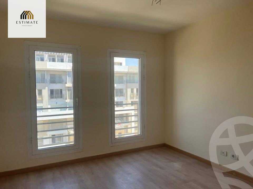 https://aqarmap.com.eg/en/listing/6135333-for-rent-cairo-new-cairo-compounds-hyde-park-centre-ville-hyde-park