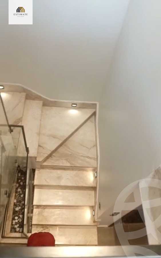 https://aqarmap.com.eg/ar/listing/6152601-for-rent-cairo-new-cairo-compounds-hyde-park-park-corner-hyde-park
