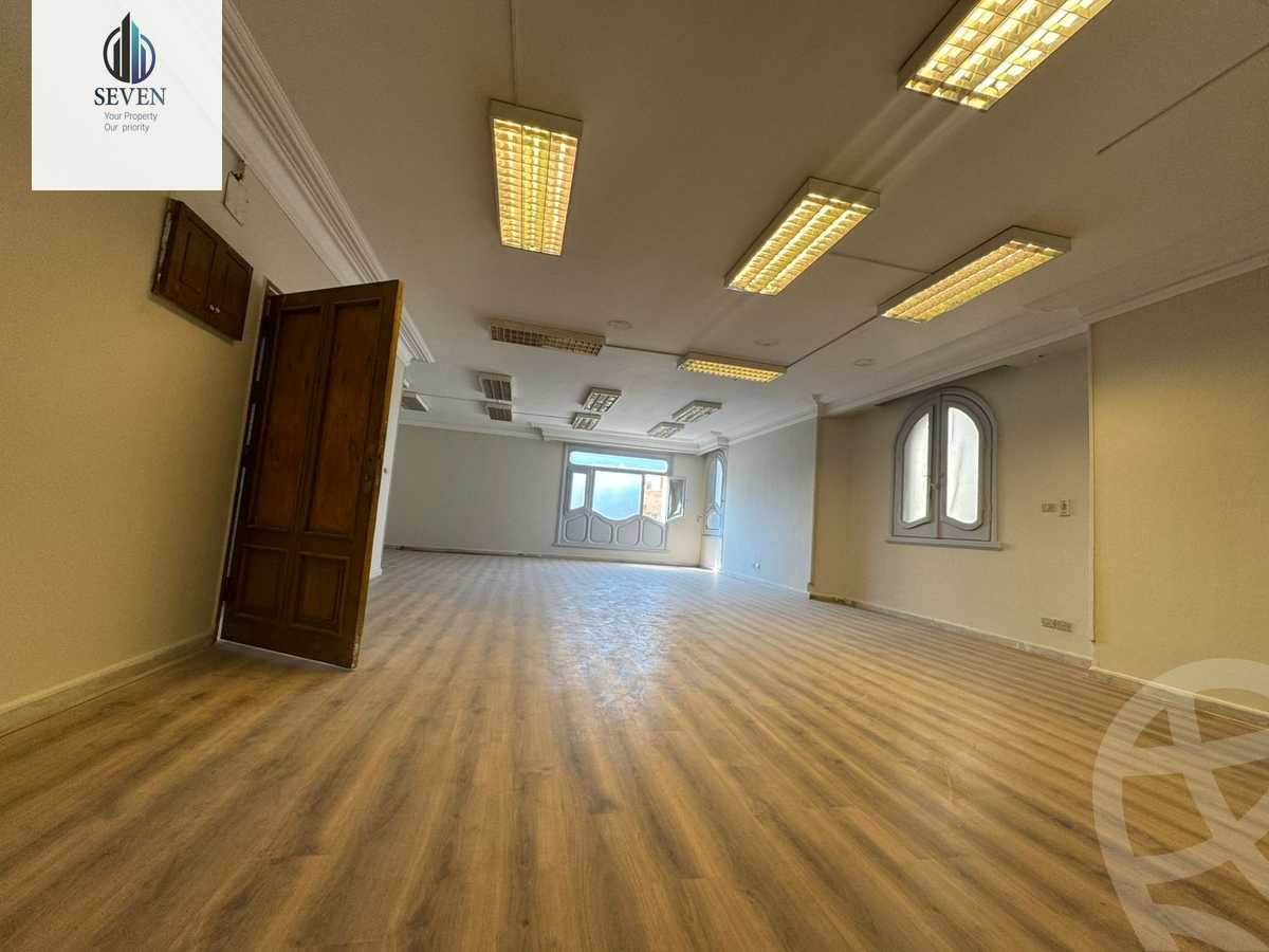 https://aqarmap.com.eg/ar/listing/6216571-for-rent-cairo-el-maadi-sarayat-el-maadi-street-18