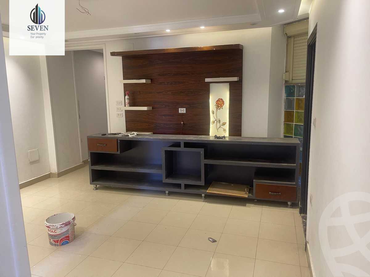 https://aqarmap.com.eg/ar/listing/6228271-for-rent-cairo-el-maadi-zahraa-el-maadi-el-merag-el-elwy