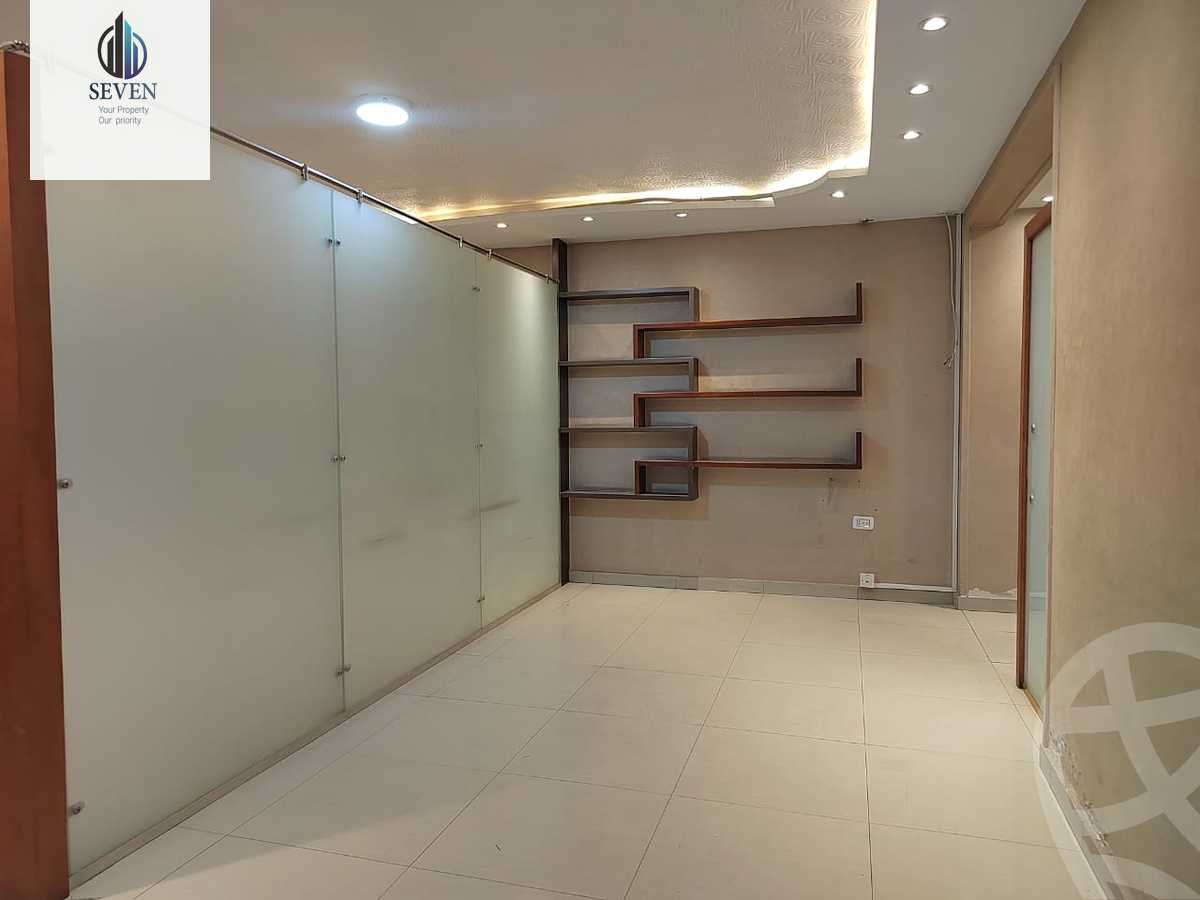 https://aqarmap.com.eg/ar/listing/6313300-for-rent-cairo-el-maadi-zahraa-el-maadi-shr-krfwr-lryysy