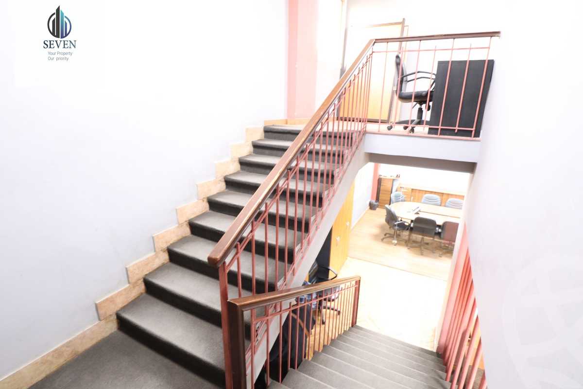 https://aqarmap.com.eg/en/listing/6321138-for-rent-cairo-el-maadi-sarayat-el-maadi-mostafa-kamel-square
