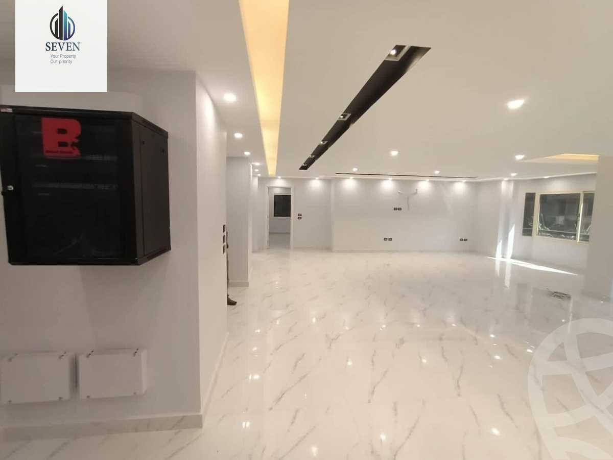 https://aqarmap.com.eg/ar/listing/6366306-for-rent-cairo-el-maadi-sarayat-el-maadi-street-16