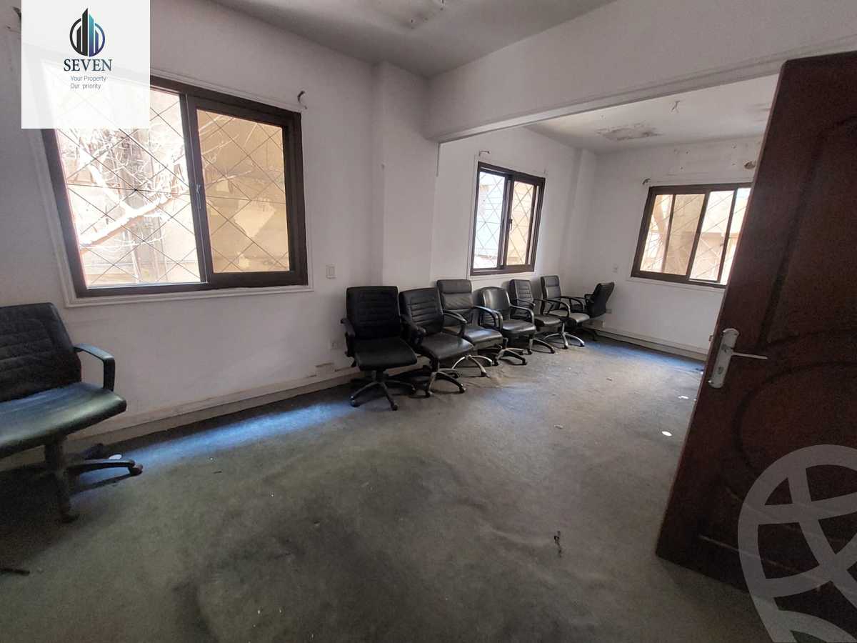 https://aqarmap.com.eg/en/listing/6390305-for-rent-cairo-el-maadi-sarayat-el-maadi-street-18