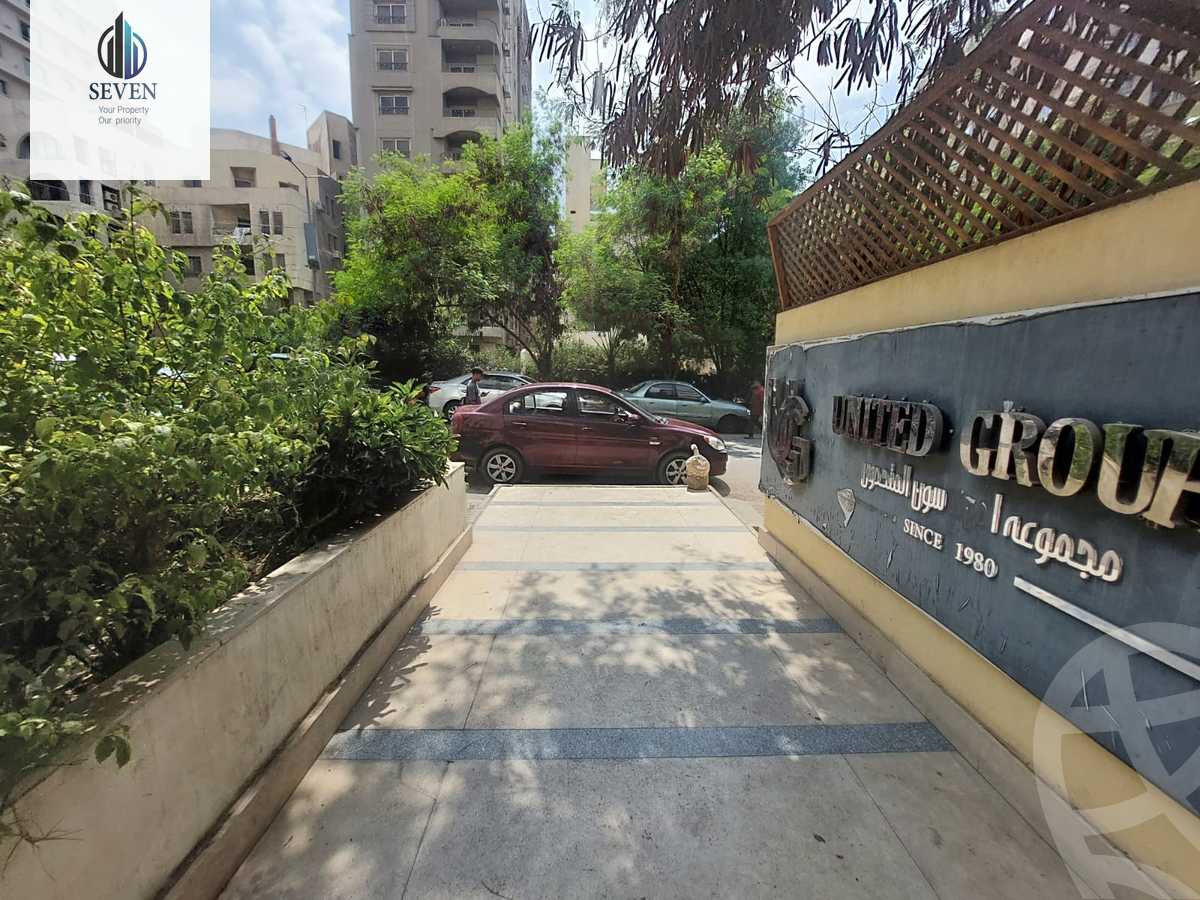 https://aqarmap.com.eg/en/listing/6390305-for-rent-cairo-el-maadi-sarayat-el-maadi-street-18