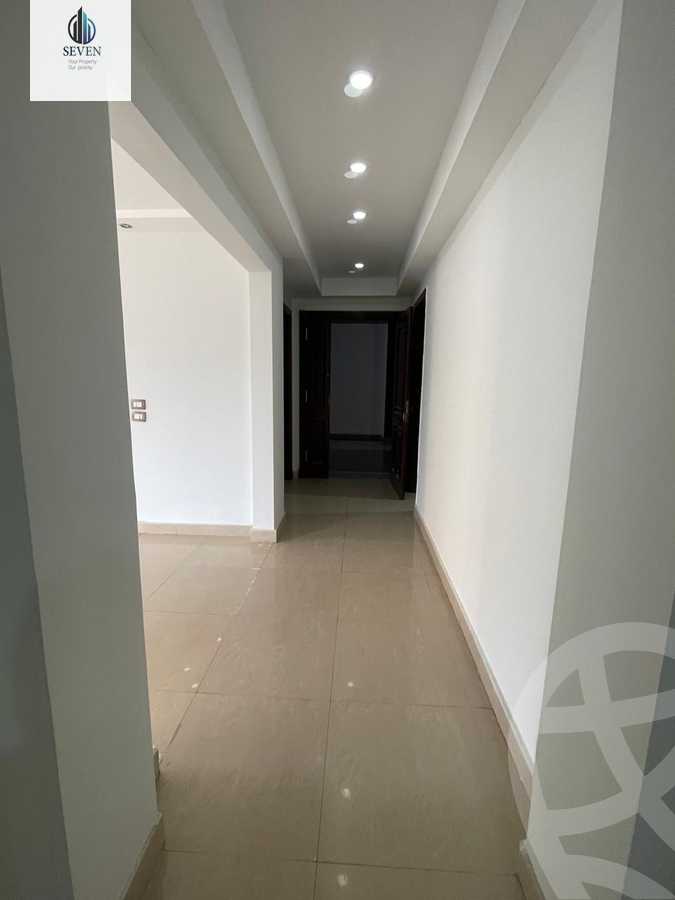 https://aqarmap.com.eg/ar/listing/6430240-for-rent-cairo-el-maadi-sarayat-el-maadi-street-20