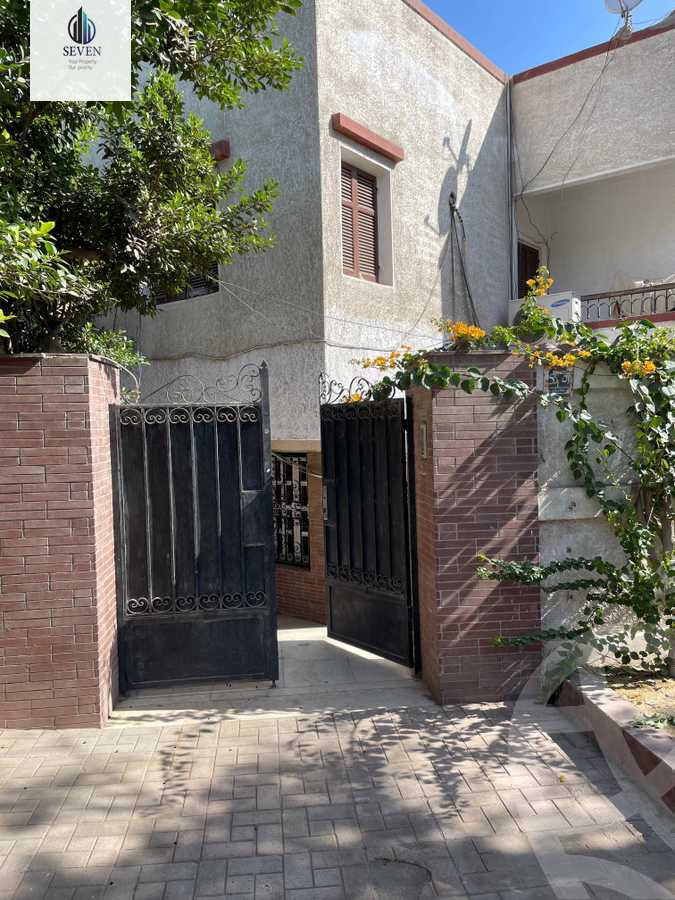 https://aqarmap.com.eg/en/listing/6486833-for-rent-cairo-el-maadi-sarayat-el-maadi-al-kanal-st