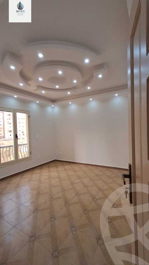 https://aqarmap.com.eg/ar/listing/6496450-for-rent-cairo-el-maadi-zahraa-el-maadi-shr-krfwr-lryysy