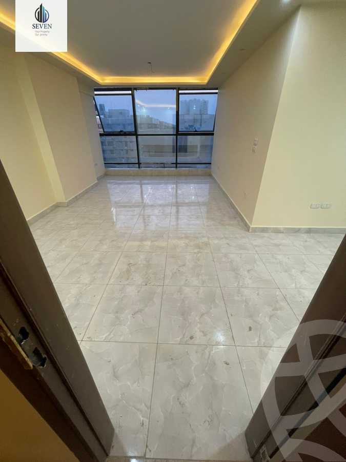 https://aqarmap.com.eg/ar/listing/6538919-for-rent-cairo-el-maadi-compounds-rayhanah-plaza