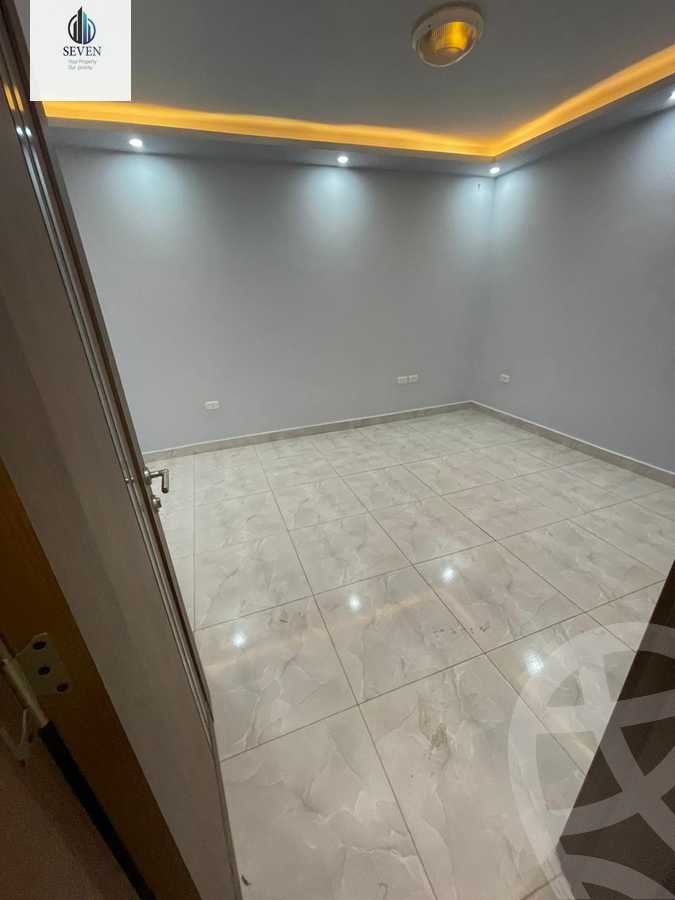 https://aqarmap.com.eg/ar/listing/6538919-for-rent-cairo-el-maadi-compounds-rayhanah-plaza