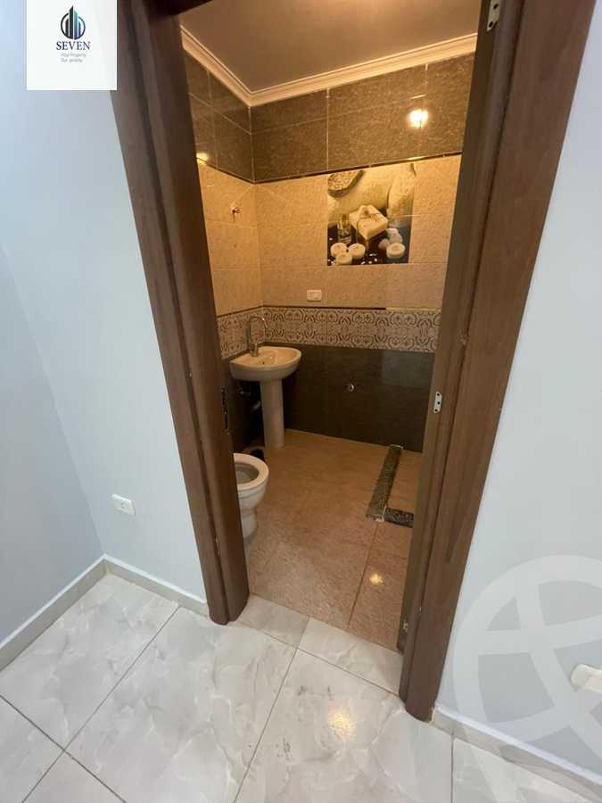 https://aqarmap.com.eg/ar/listing/6538919-for-rent-cairo-el-maadi-compounds-rayhanah-plaza