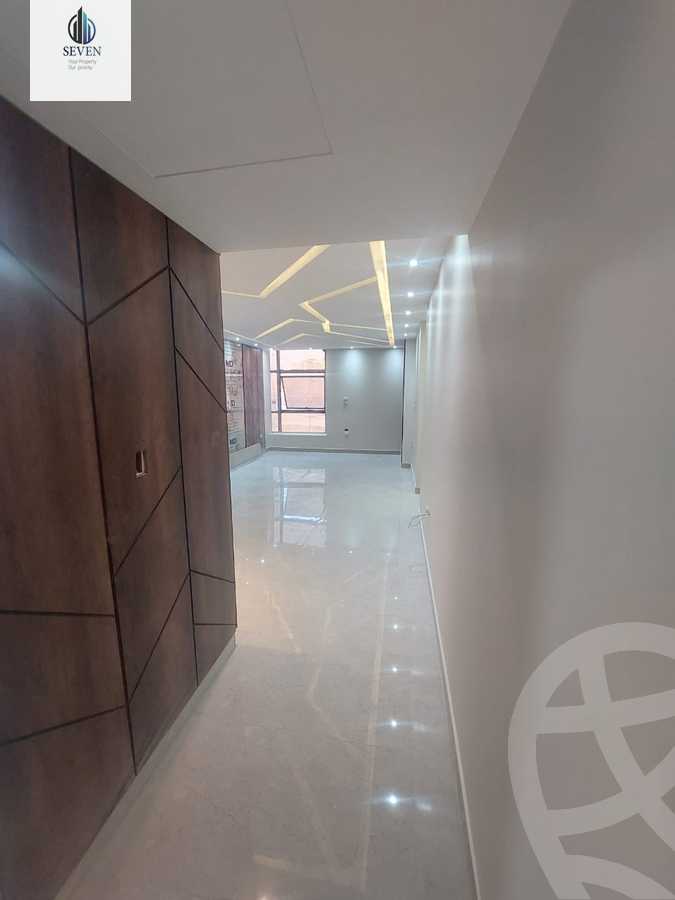 https://aqarmap.com.eg/ar/listing/6637126-for-rent-cairo-el-maadi-zahraa-el-maadi-shr-krfwr-lryysy