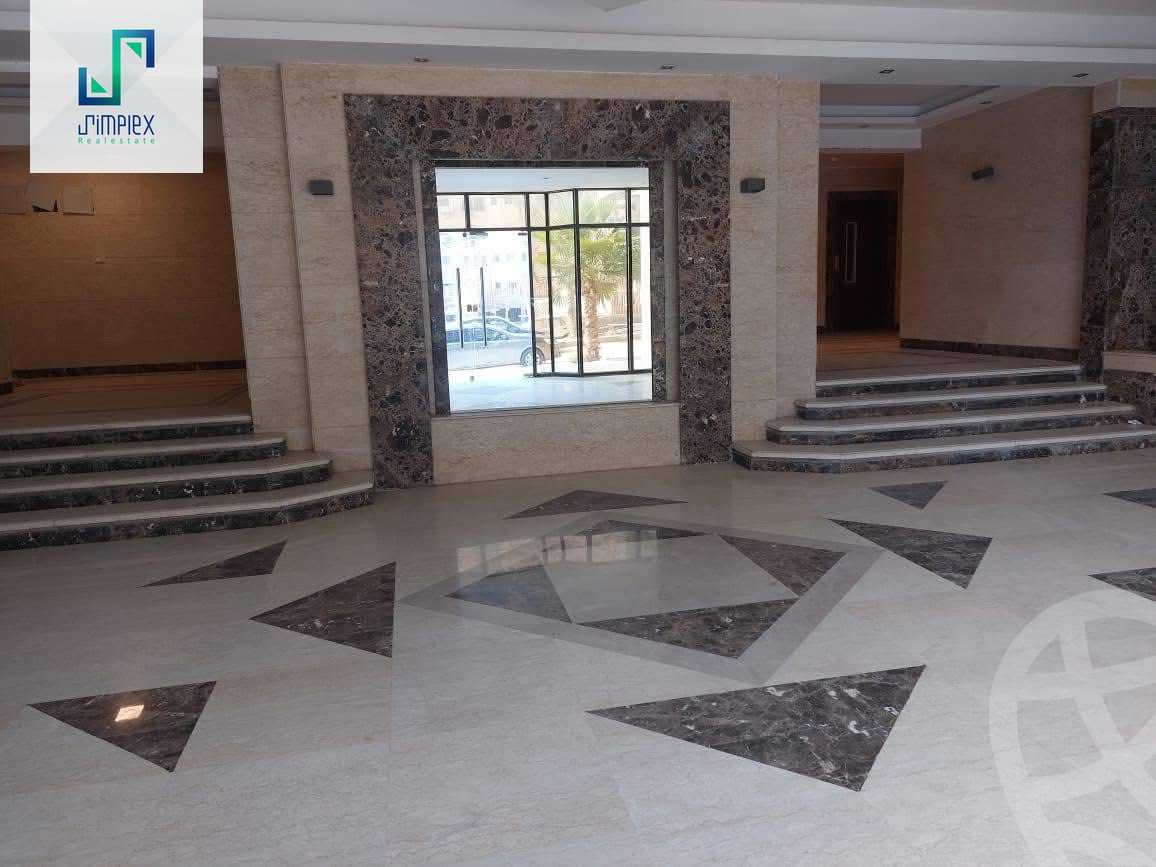 https://aqarmap.com.eg/ar/listing/6262472-for-sale-cairo-mokattam-el-hadabah-el-wosta-compounds-palm-city