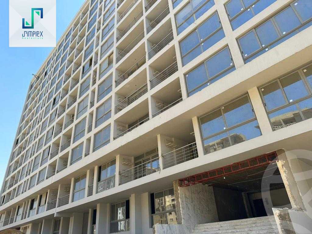 https://aqarmap.com.eg/ar/listing/6281130-for-sale-cairo-el-maadi-compounds-kmbwnd-wn-qtmyh-m-mr-lmrshdy