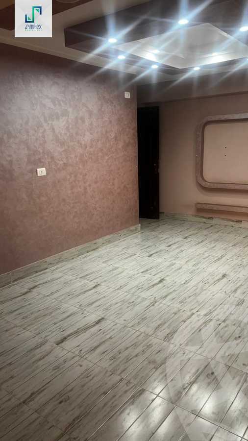 https://aqarmap.com.eg/ar/listing/6282668-for-sale-cairo-mokattam-el-hadabah-el-wosta-compounds-palm-city