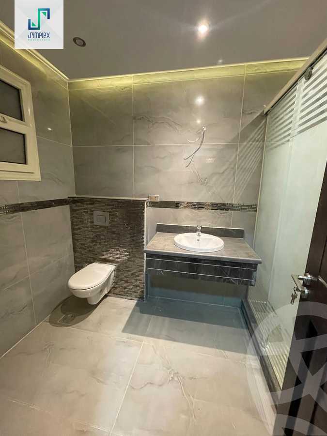 https://aqarmap.com.eg/ar/listing/6282946-for-sale-cairo-new-cairo-compounds-mwrd-fq-llttwyr