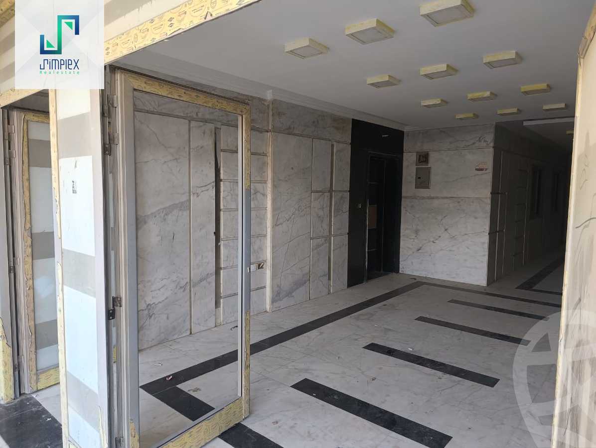 https://aqarmap.com.eg/ar/listing/6363789-for-sale-cairo-el-maadi-compounds-kmbwnd-m-d-fl-lm-dy