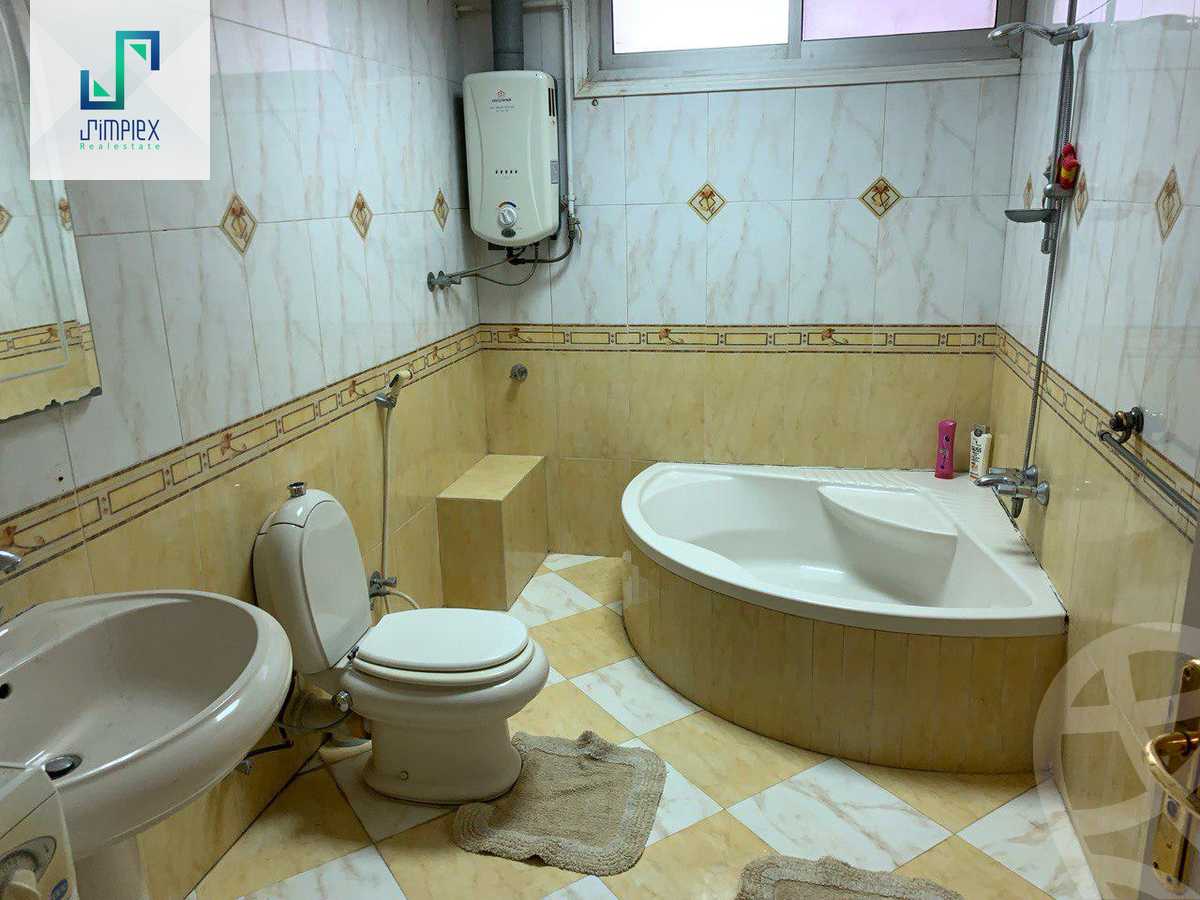 https://aqarmap.com.eg/en/listing/6510407-for-sale-cairo-el-maadi-kornish-el-maadi-brj-thmn