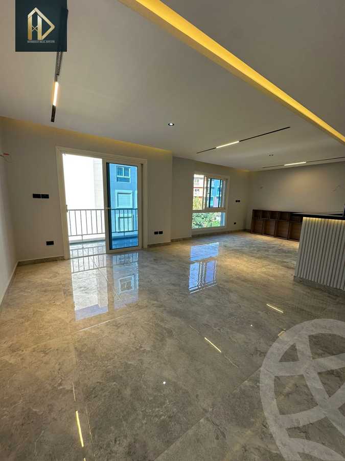 https://aqarmap.com.eg/ar/listing/6289420-for-sale-cairo-new-cairo-compounds-mwrd-fq-llttwyr