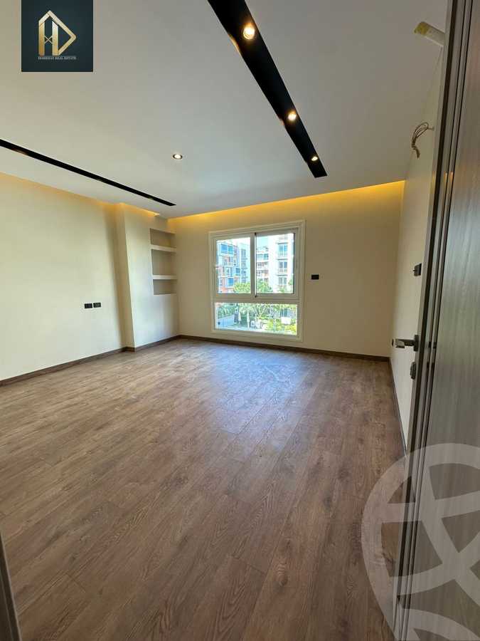 https://aqarmap.com.eg/ar/listing/6289420-for-sale-cairo-new-cairo-compounds-mwrd-fq-llttwyr
