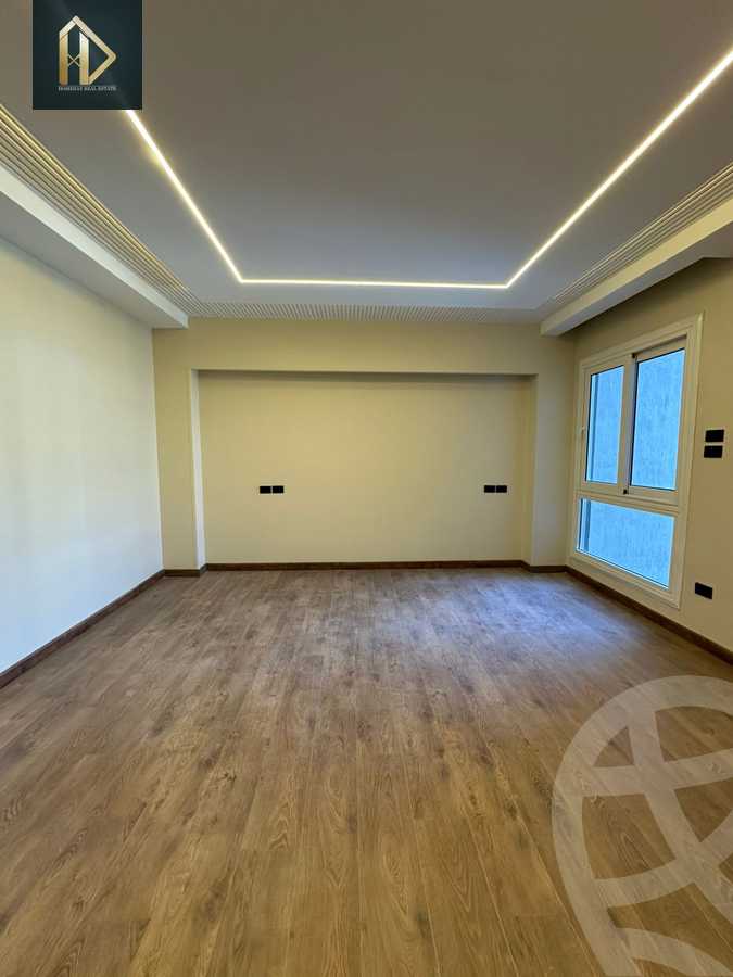 https://aqarmap.com.eg/ar/listing/6289420-for-sale-cairo-new-cairo-compounds-mwrd-fq-llttwyr