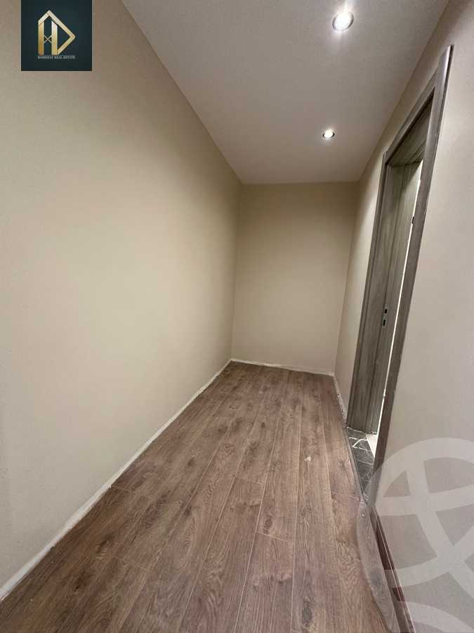 https://aqarmap.com.eg/ar/listing/6289420-for-sale-cairo-new-cairo-compounds-mwrd-fq-llttwyr