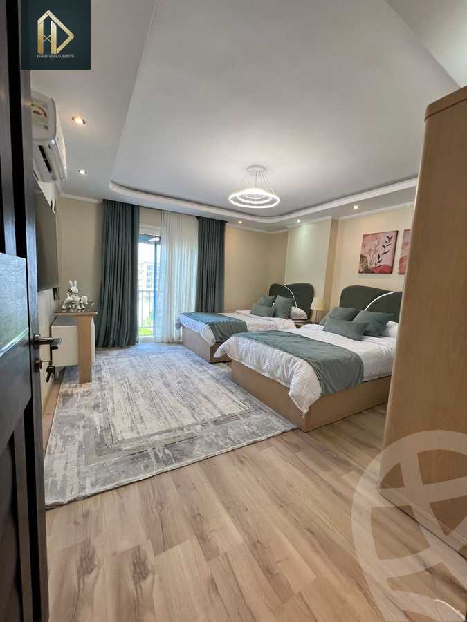 https://aqarmap.com.eg/ar/listing/6302022-for-sale-cairo-new-cairo-compounds-mwrd-fq-llttwyr