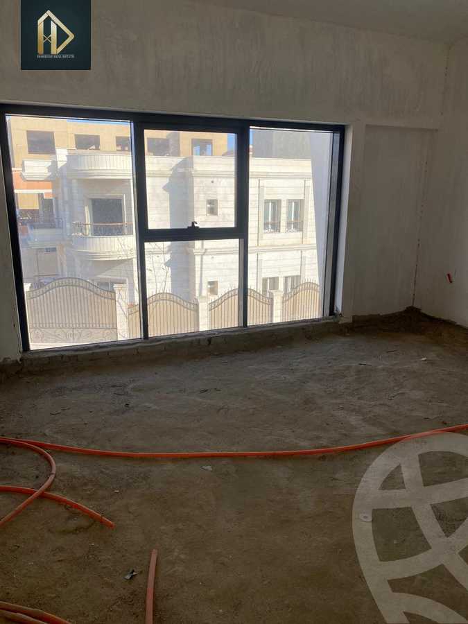 https://aqarmap.com.eg/en/listing/6374128-for-sale-cairo-el-shorouk-compounds-life-view