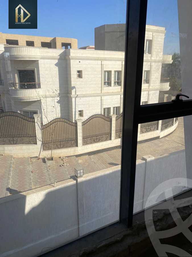 https://aqarmap.com.eg/en/listing/6374189-for-sale-cairo-el-shorouk-compounds-life-view