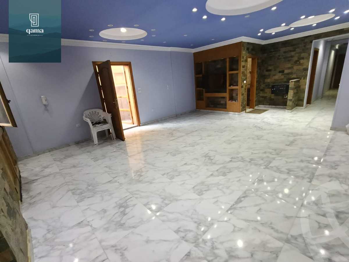 https://aqarmap.com.eg/en/listing/6280112-for-sale-cairo-new-cairo-first-settlement-mhwr-mstfy-kml