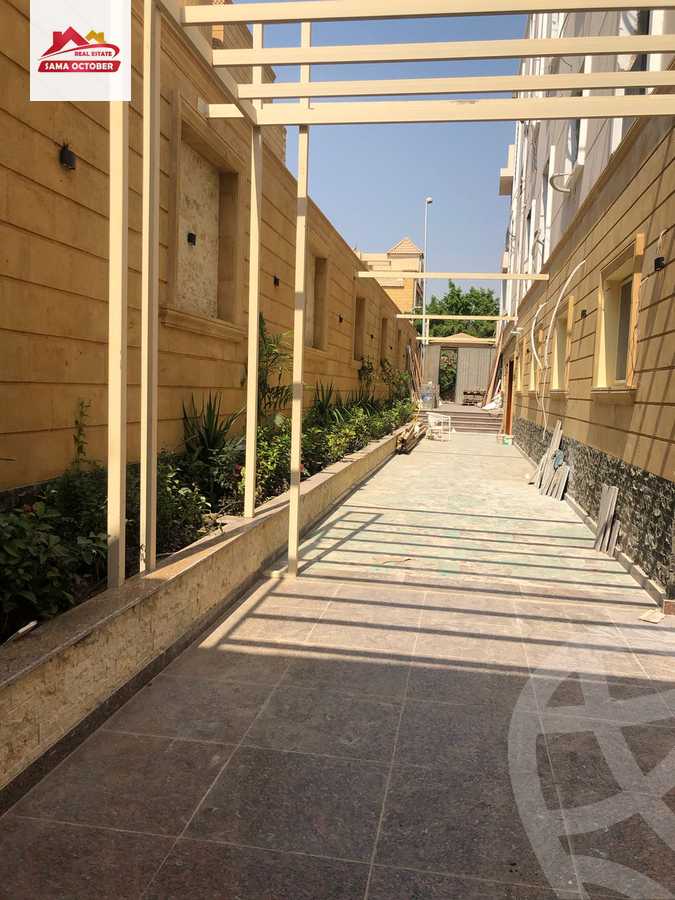 https://aqarmap.com.eg/ar/listing/6553285-for-sale-cairo-el-sheikh-zayed-city-compounds-zayed-2000